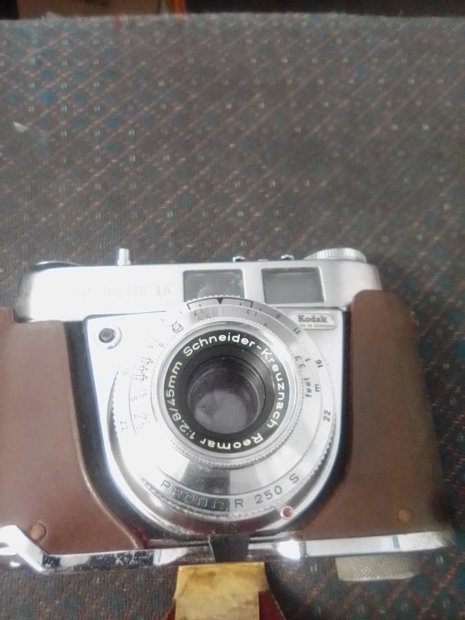 Kodak Retinette IA Camera in Leather Case.