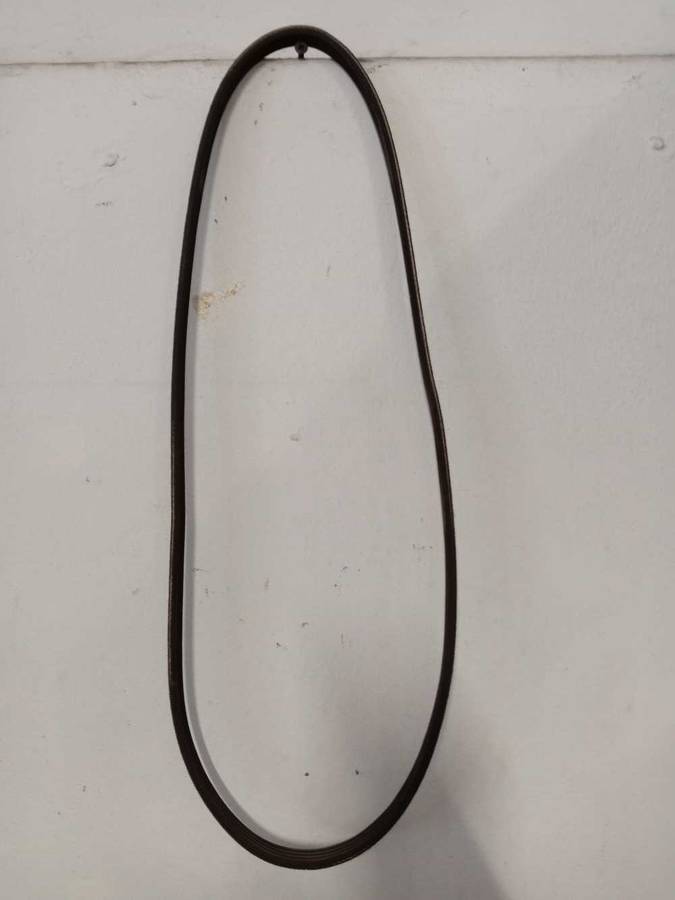 MULTI RIBBED V - BELT :  RAM 4PK 1100 . FITS TOYOTA HI LUX / FIAT / SUZUKI & OTHER.