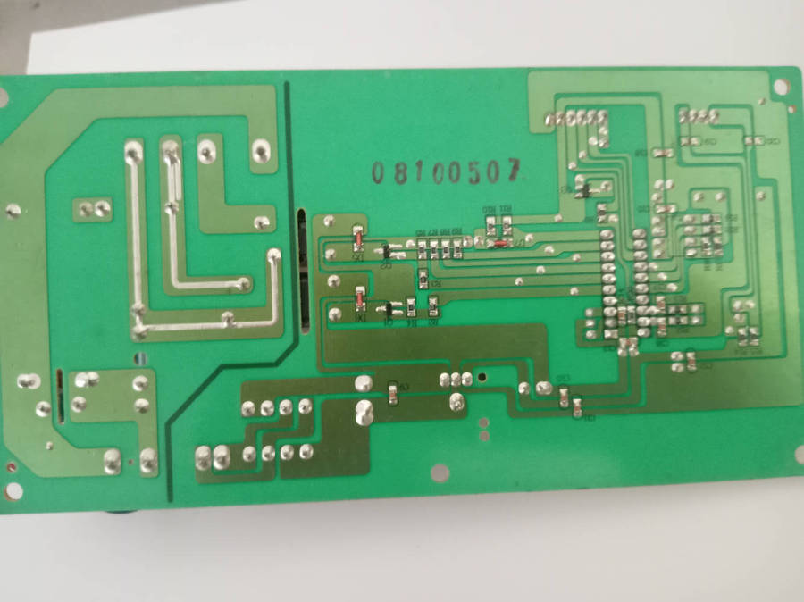 KELVINATOR WINE COOLER PC BOARD AND TRANSFORMER.