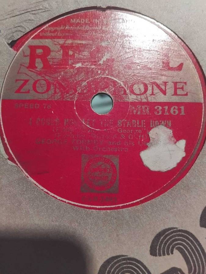 VINTAGE 10 INCH VINYL RECORDS. TEN AS PER DESCRIPTION.