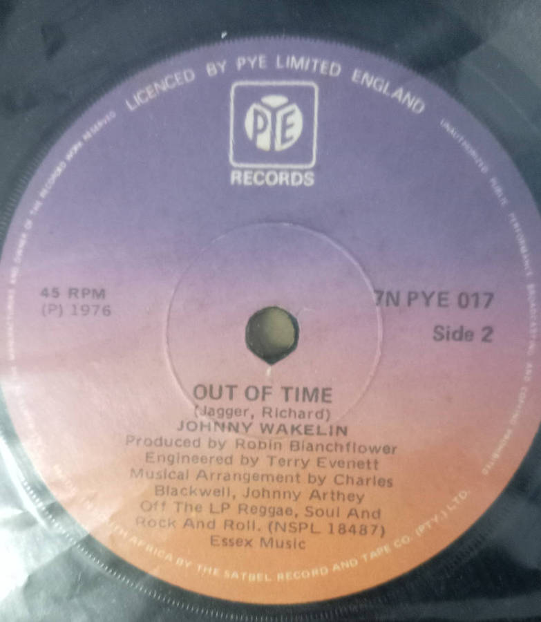 6 X SEVEN SINGLES 45 RPM VINYL RECORDS AS PER PHOTOS.