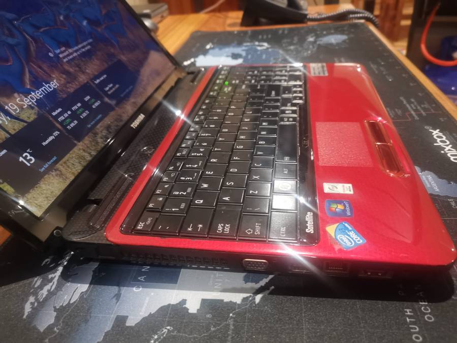 Toshiba Satellite L655 i3 M350 500 GB SSD 4 GB RAM