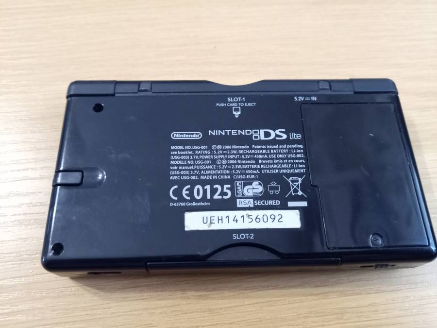 Nintendo DS lite