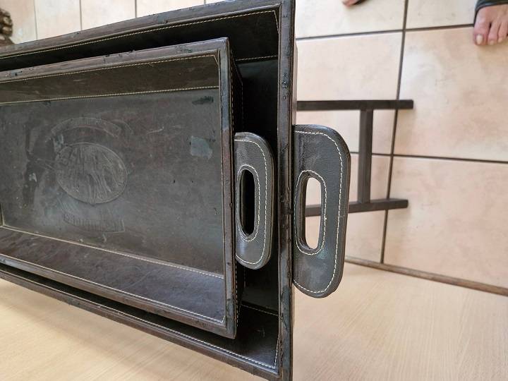 VINTAGE 2 tier Leather clad stand with Fleurs de Toulouse inscription !