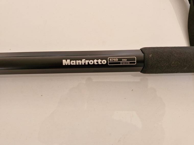 Photographers Bargain ! Quality Manfrotto  Aluminium Monopod !