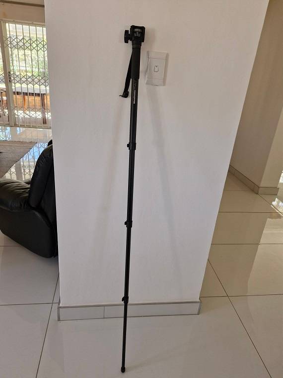 Photographers Bargain ! Quality Manfrotto  Aluminium Monopod !