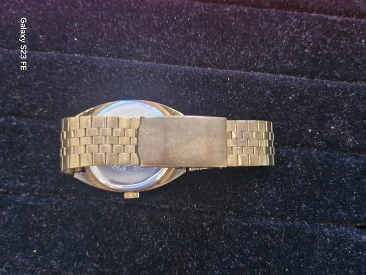 Vintage Swiss Made TOSCA 25 Jewel Automatic Watch