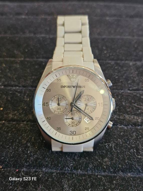 Bargain ! Quality Emporio Armani Mans Chronograph in good condition !