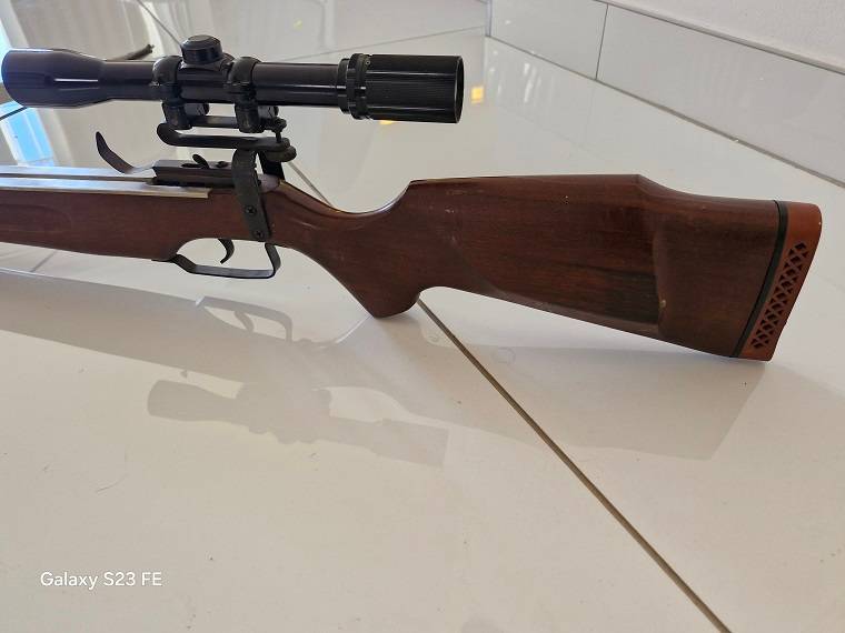 Collectors Bargain ! Excellent condition ! Vintage aCrisbow Mark 1 as per pictures!