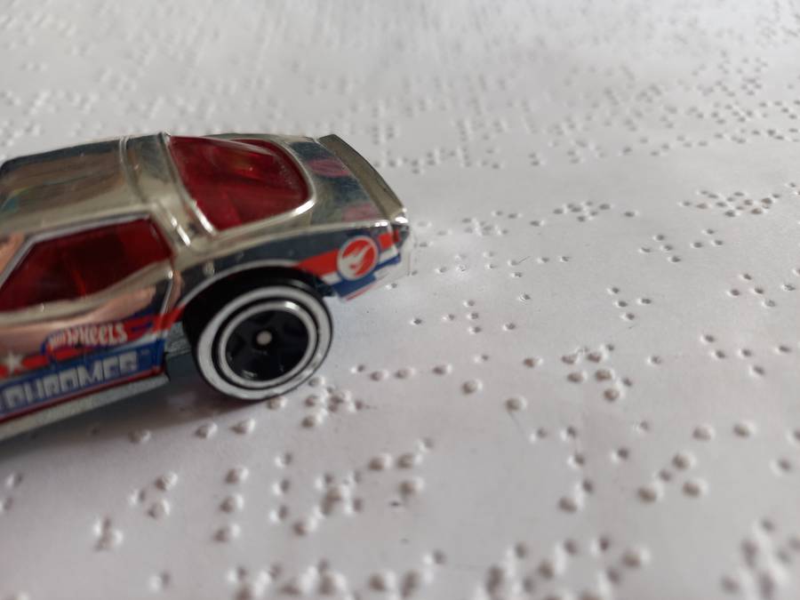 Hotwheels Super Chromes Treasure Hunt Chevy Corvette