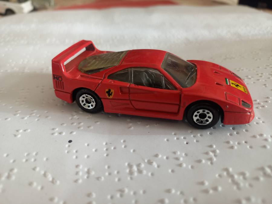 Matchbox Ferrari F40