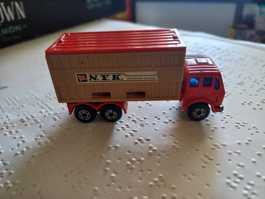 Matchbox  Mercedes Benz Container Truck - opening rear doors - extra pics loaded as per request