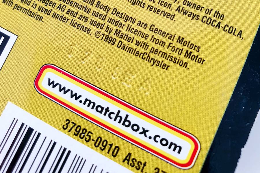 1999 Vintage Matchbox Collectibles - 1957 Corvette Convertible