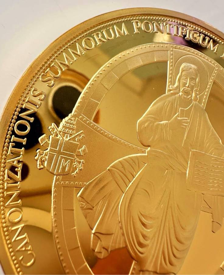 STUNNING 70MM TOP MEDAL - SWAROVSKI CRYSTAL - CANONIZATIONIS - SEALED