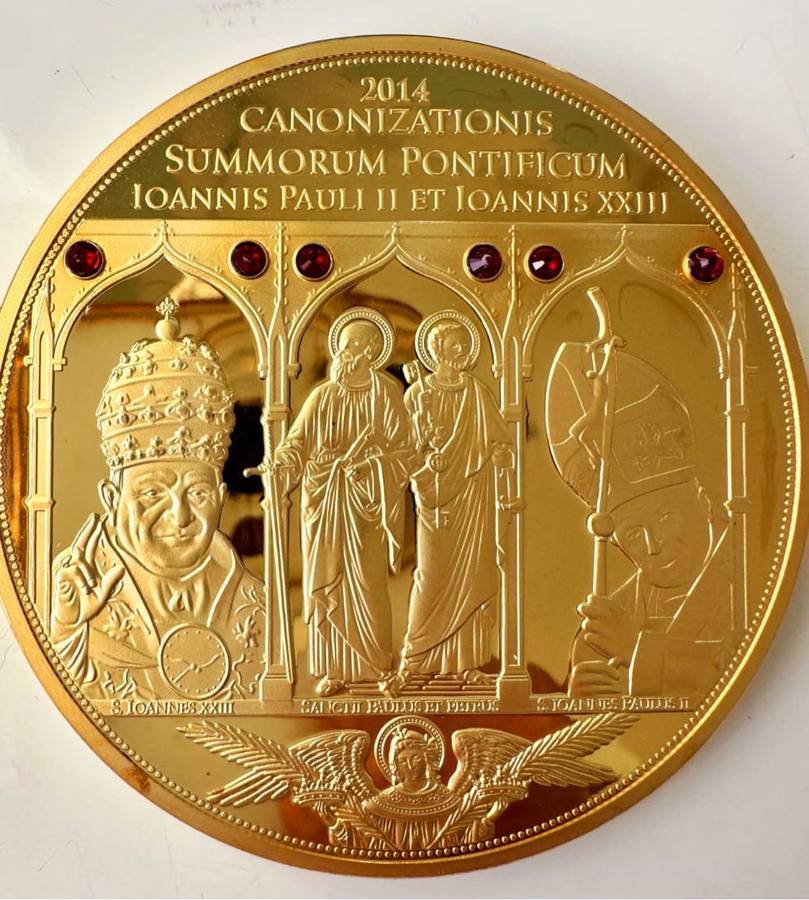 STUNNING 70MM TOP MEDAL - SWAROVSKI CRYSTAL - CANONIZATIONIS - SEALED