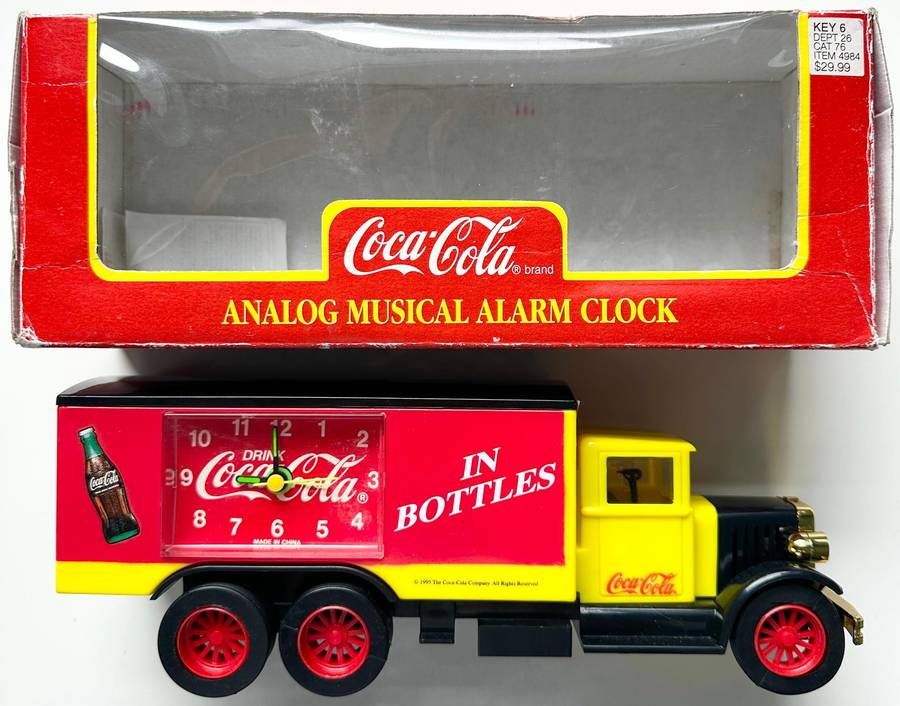 VINTAGE 1995 COCA COLA ANALOG MUSICAL ALARM CLOCK DELIVERY TRUCK 28CM - IN ORIGINAL PACKAGING
