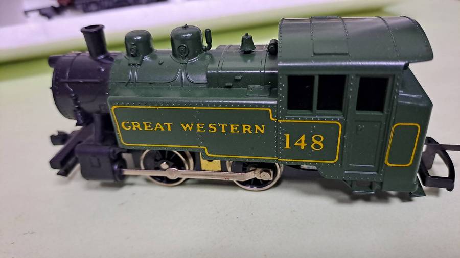 LIMA Great Western Train Set (Locomotive with 3 passenger) BOXED