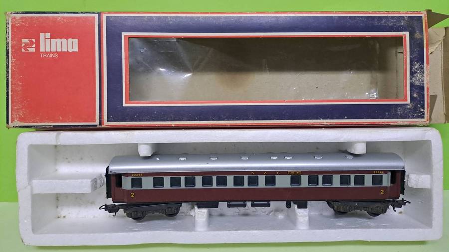 LIMA Train SAR Trans Karoo 2nd Class Coach BOXED