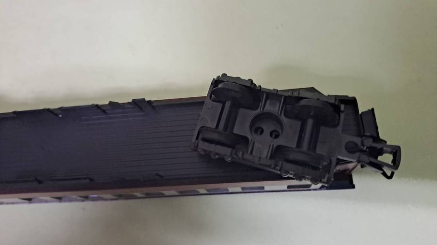 LIMA Train SAR Trans Karoo 2nd Class Coach BOXED