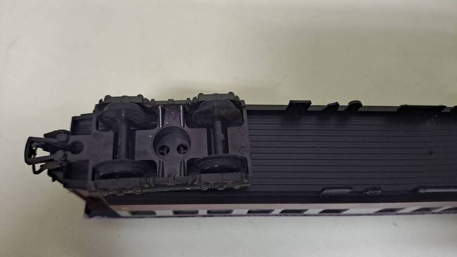 LIMA Train SAR Trans Karoo 2nd Class Coach BOXED