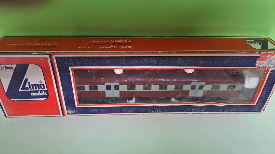 LIMA Train SAR Suburban Coach 1st class BOXED