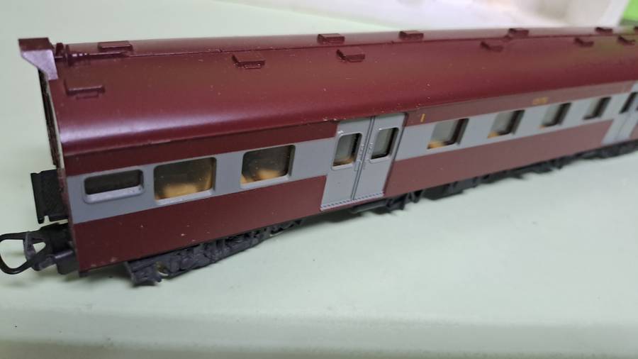 LIMA Train SAR Suburban Coach 1st class BOXED