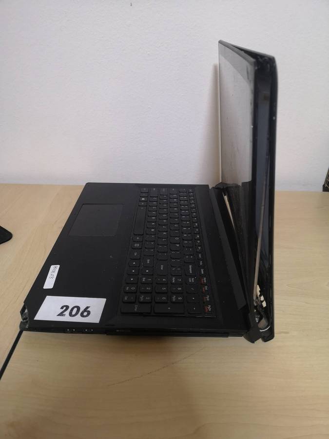 Insurance Claim - Laptop LOT 1