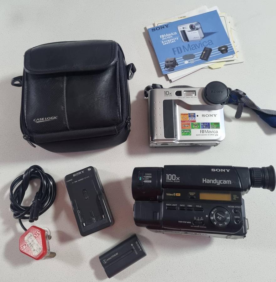 Vintage Sony video recorder AND Sony Mavica digital camera (both working  %