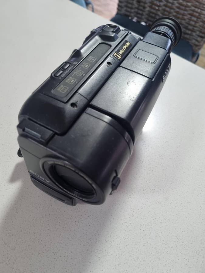 Vintage Sony video recorder AND Sony Mavica digital camera (both working  %