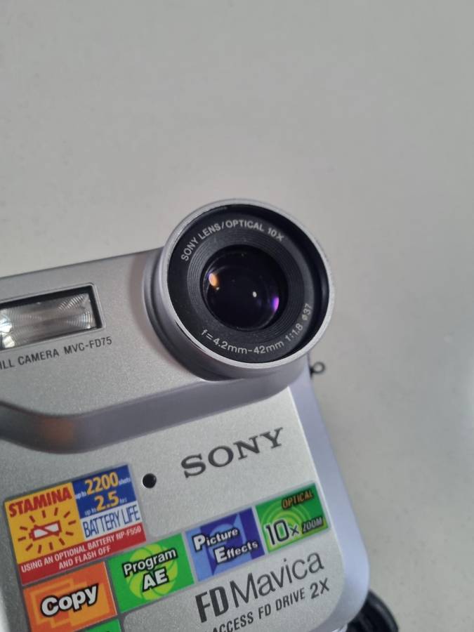 Vintage Sony video recorder AND Sony Mavica digital camera (both working  %