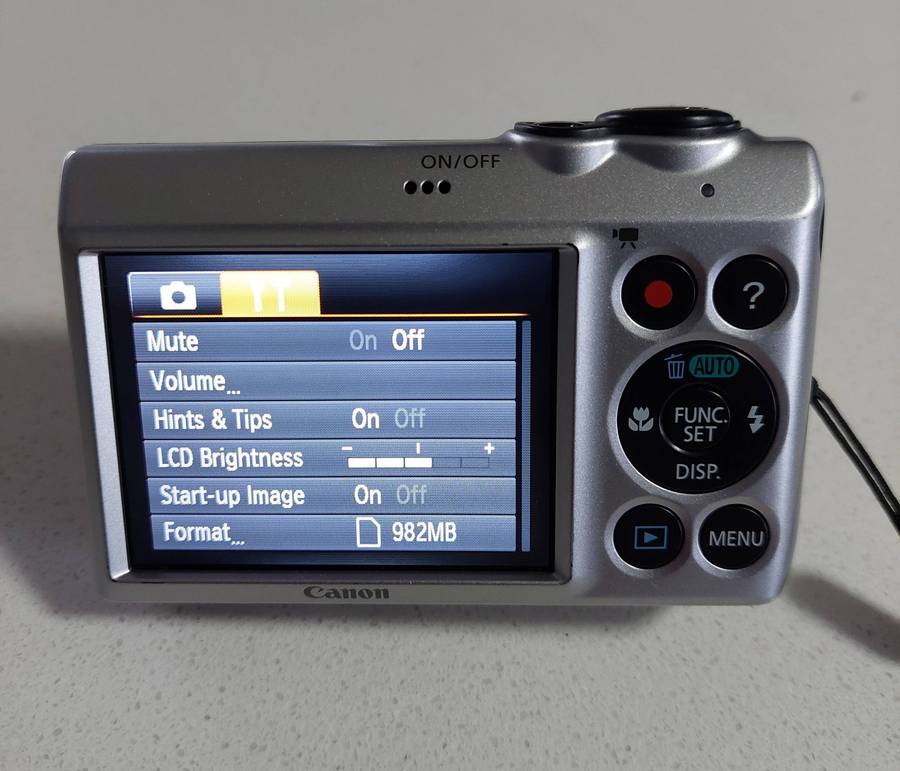 Canon PowerShot digital camera A810 HD (16 m/pixel, 5 x optical zoom, HD video recording)