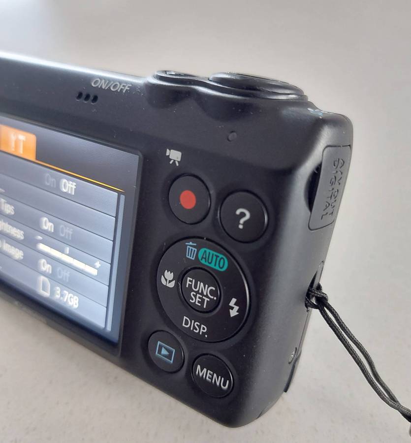Canon PowerShot digital camera A810 (16 m/pixel, 5 x optical zoom, HD video recording)