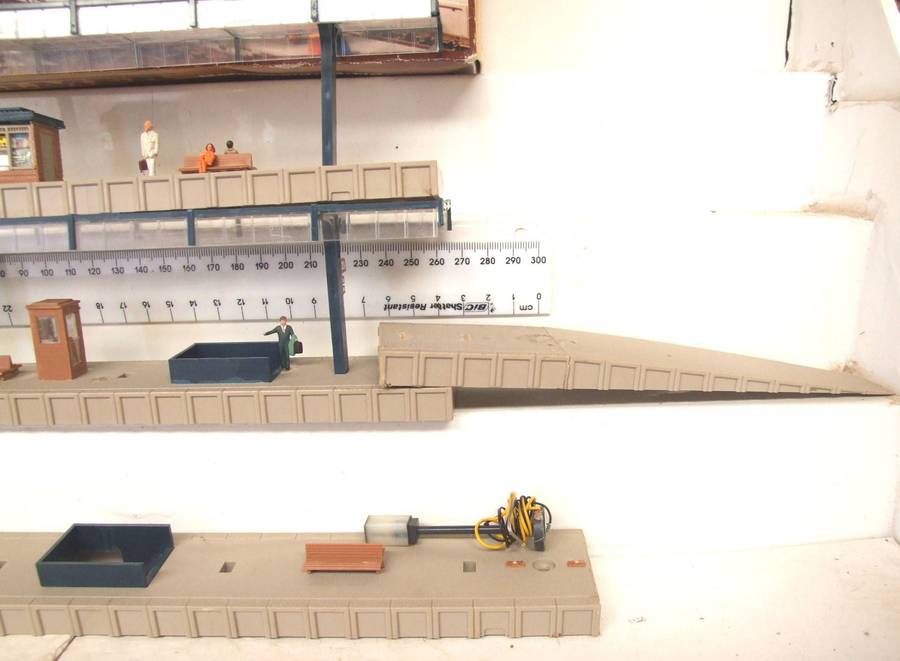 VOLLMER HO: On Auction is this Station Platform in Fair Used and Boxed Condition.