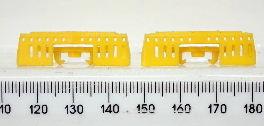 LIMA HO: SAR E5 `Blue Train` Locomotive cowcatchers in Good un-boxed condition for Parts.(Italy)