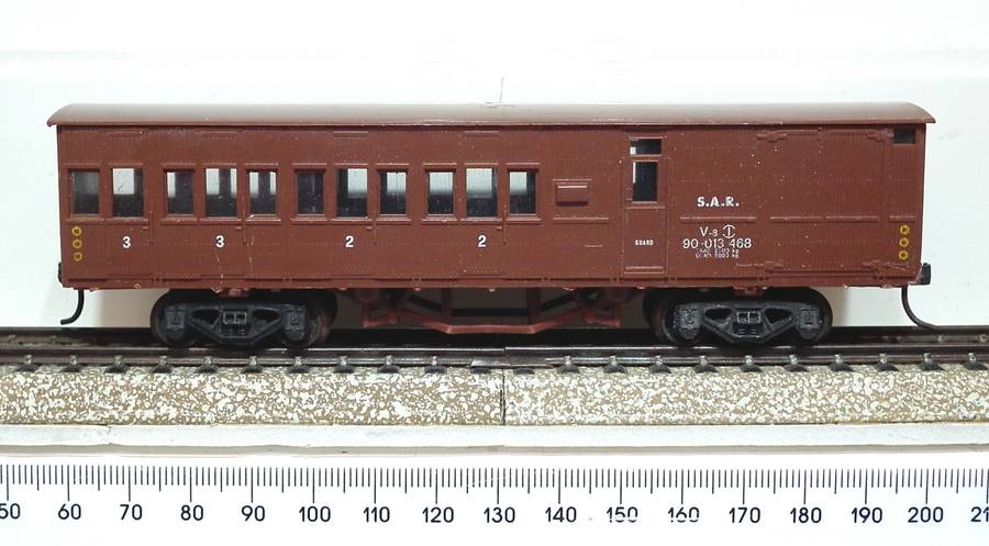 LIMA HO: Old Incomplete V8 Guards Van in Scrap condition for Parts Only