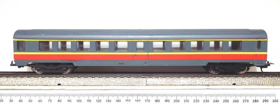 LIMA HO:  SAR METRO BLITZ Passenger Coach in Good  Used and  Un-Boxed condition.(Italy)