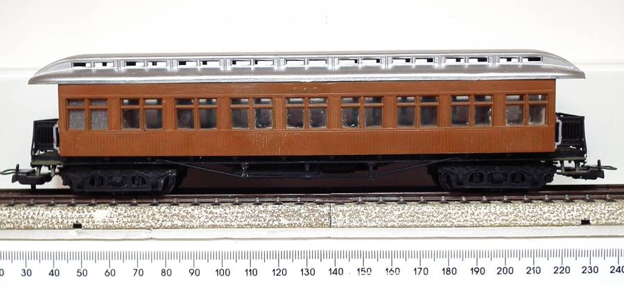 ELCTROTREN HO:  Detailed Old Timer Passenger Coach in Good  Used and  Un-Boxed condition.(Spain)