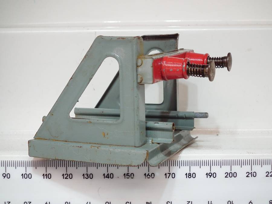 HORNBY O: Vintage English Tin Metal Buffer Stop in Fair Boxed condition(England)