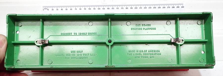 LIONEL O:  Vintage All Metal Station Platform in Good Used, Un-Boxed condition(USA)