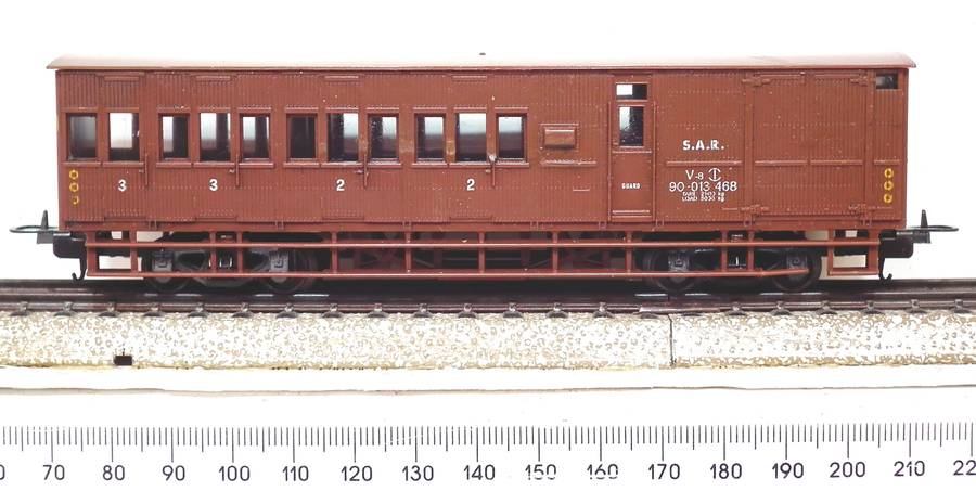 LIMA HO: SAR V8 Guards Van in Good Used Condition(Italy)