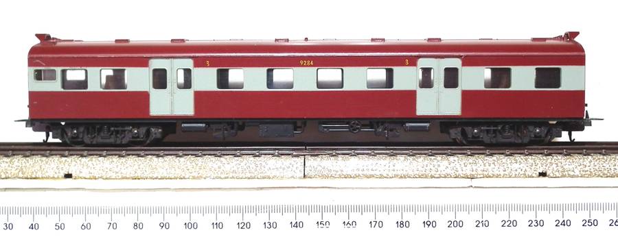 LIMA HO: SAR Suburban 3rd Class Passenger Coach in Very Good Boxed condition(Italy)
