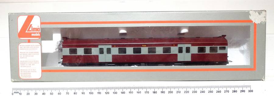 LIMA HO: SAR Suburban 3rd Class Passenger Coach in Like New Boxed condition(Italy)