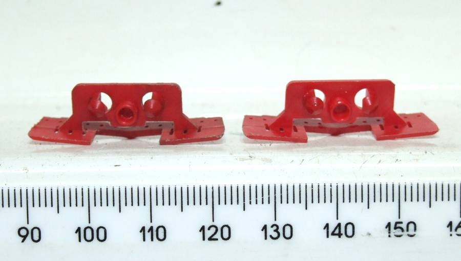 LIMA HO: SAR E5 `Trans Karoo` Locomotive cowcatchers in Fair un-boxed condition for Parts.(Italy)