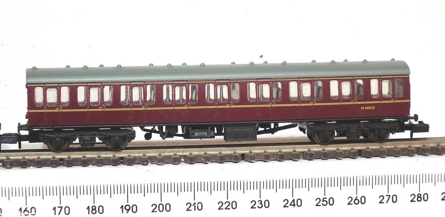 GRAFAR N:  Vintage "LMS" Steam Train Set in Very Good Un-Boxed condition (Brittan/China)