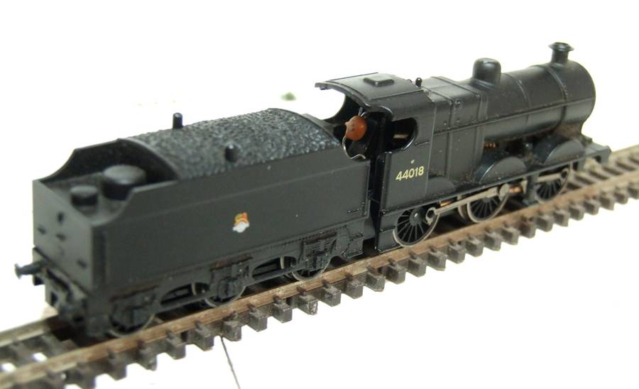 GRAFAR N:  Vintage All Metal 0-6-0 Steam Locomotive with Tender in SCRAP Boxed condition (Britain)