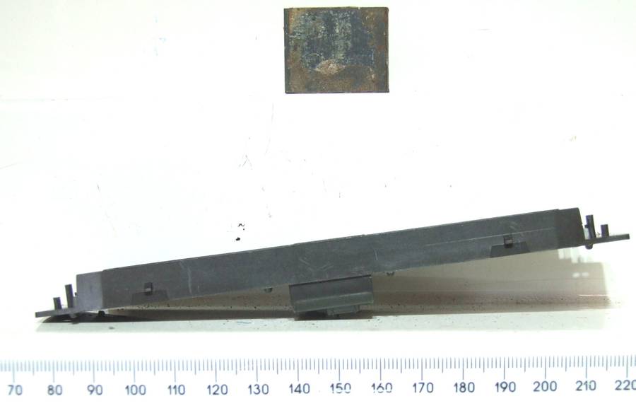 LIMA HO: SAR Dummy E5 Locomotive Chassis in Good condition for Parts.(Italy)