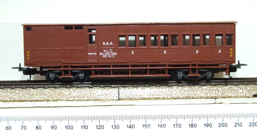 LIMA HO: SAR V8 Guards Van in Fair Used Condition(Italy)