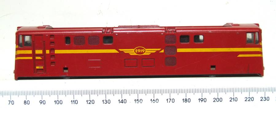 LIMA HO: Red SAR `Trans Karoo` E5 Loco Body in Very Good Condition for Parts or Repair.(Italy)