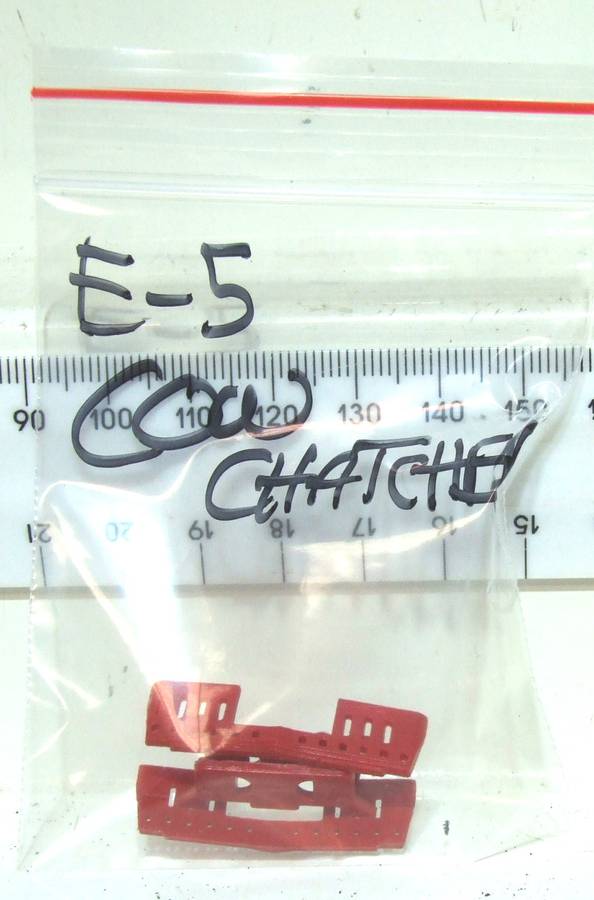 LIMA HO: SAR E5 `Trans Karoo` Locomotive cowcatchers in Good un-boxed condition for Parts.(Italy)