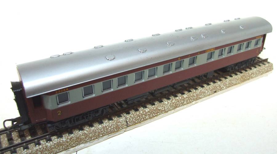 LIMA HO: SAR `Trans Karoo Cape Town` 2nd Class Coach in Very Good, Boxed condition(Italy)